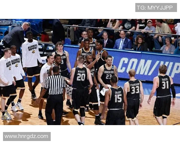 2020年12月16日火箭队与马刺队季前赛精彩对决回顾与分析